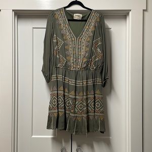 Savanna Jane green dress